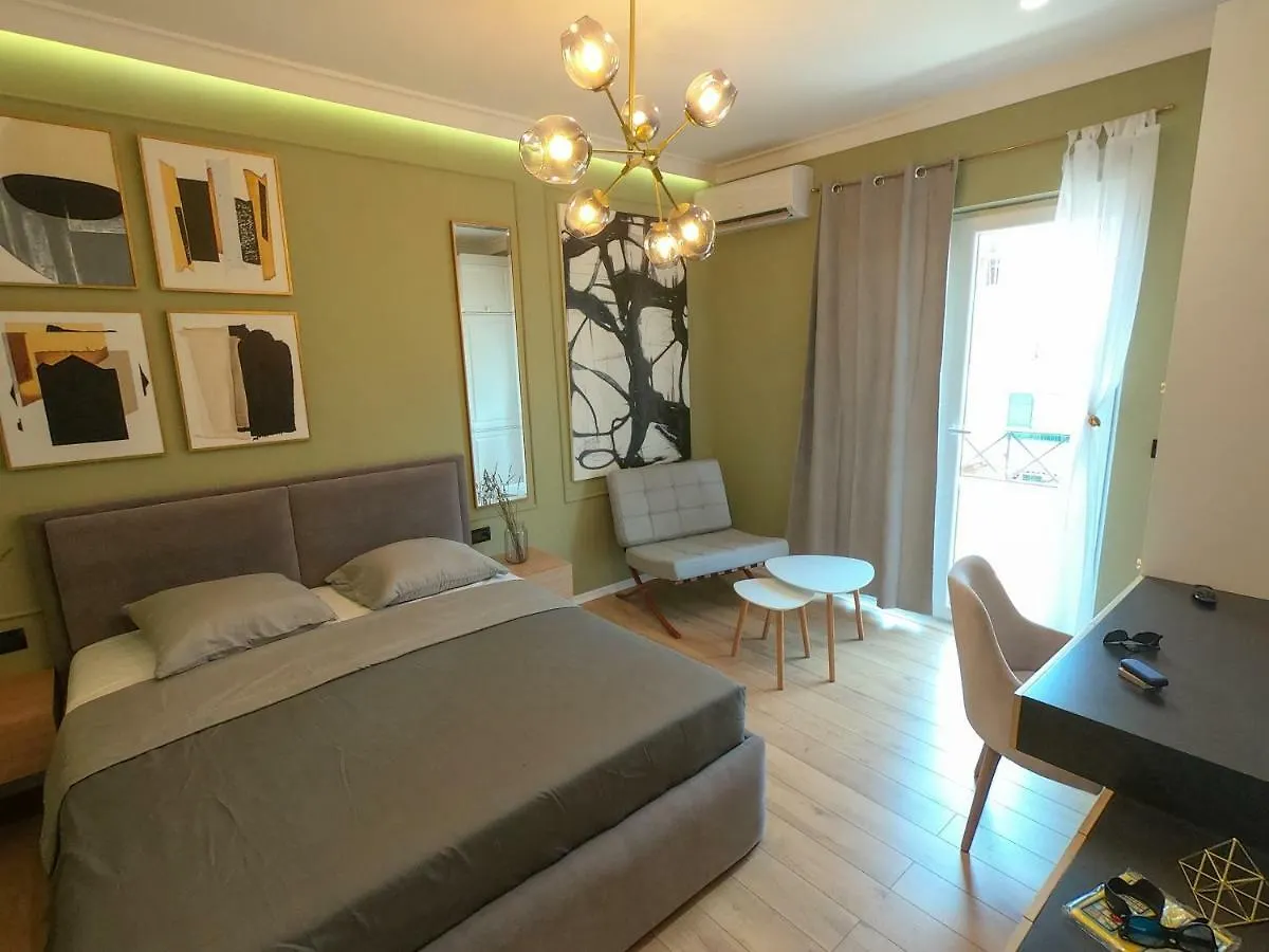 Roza'S Studio Tirana Center 0*,  Albania